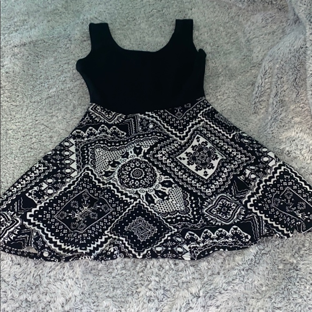 Black and white dress from the brand derek heart